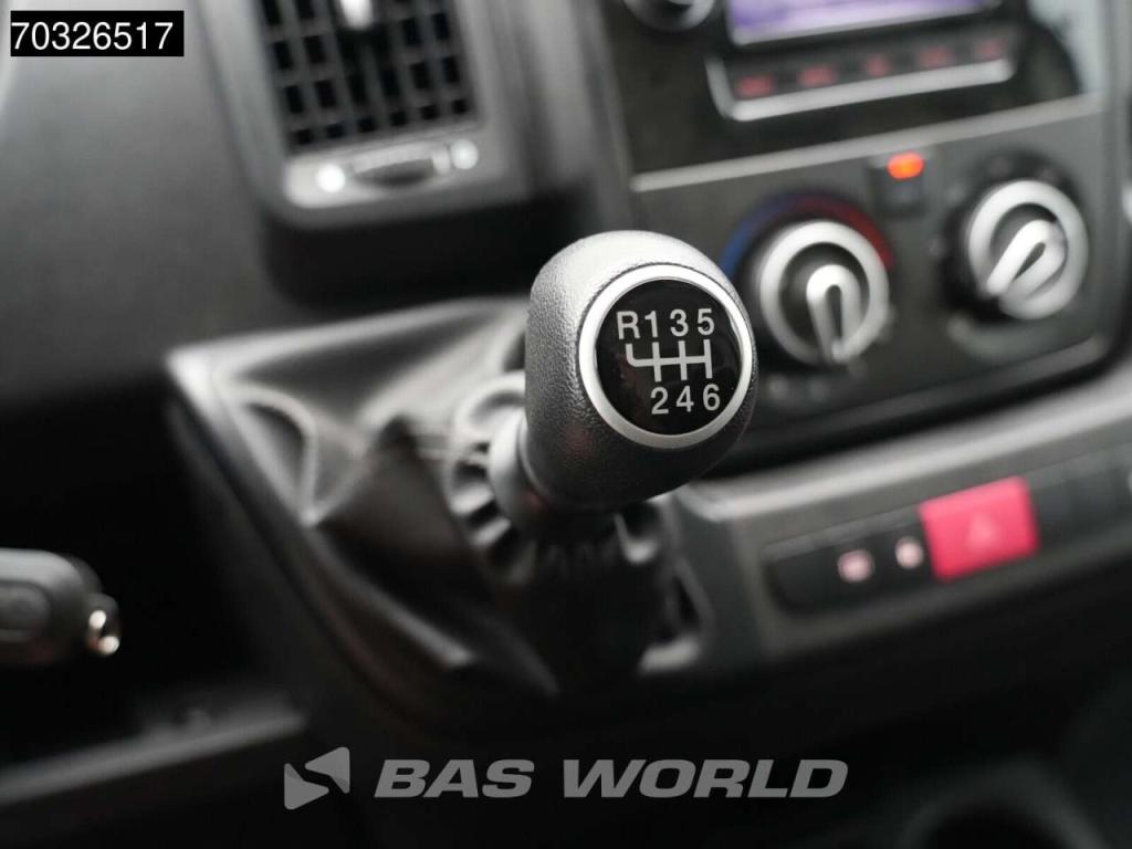 Citroen Jumper 130pk L3H2 Unieke kms!! Airco Cruise Airco Trekhaak Cruise control Foto 18