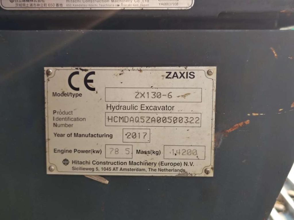 Hitachi ZX 130-6 Foto 27