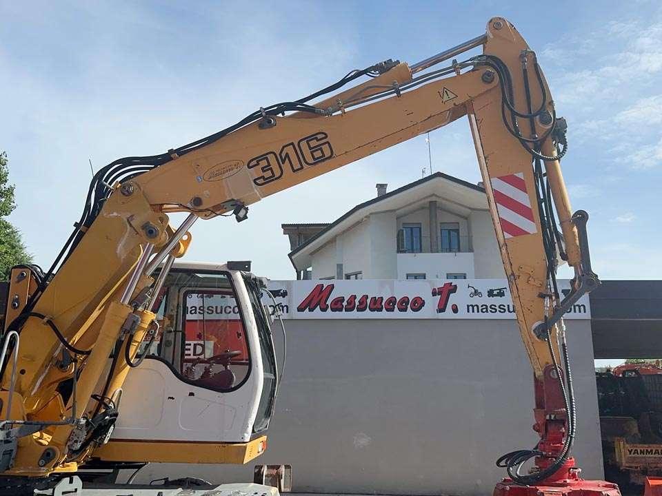 Liebherr A316 Foto 10