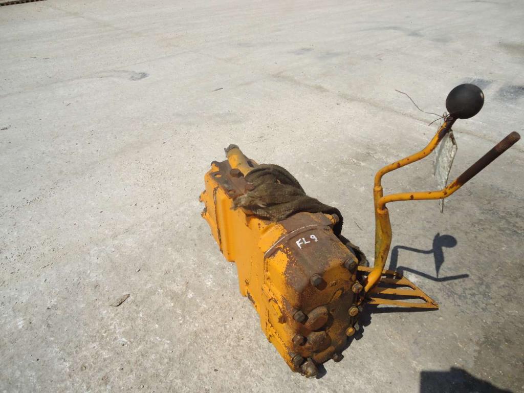 Distributore idraulico per Fiat Allis FL9 Foto 1