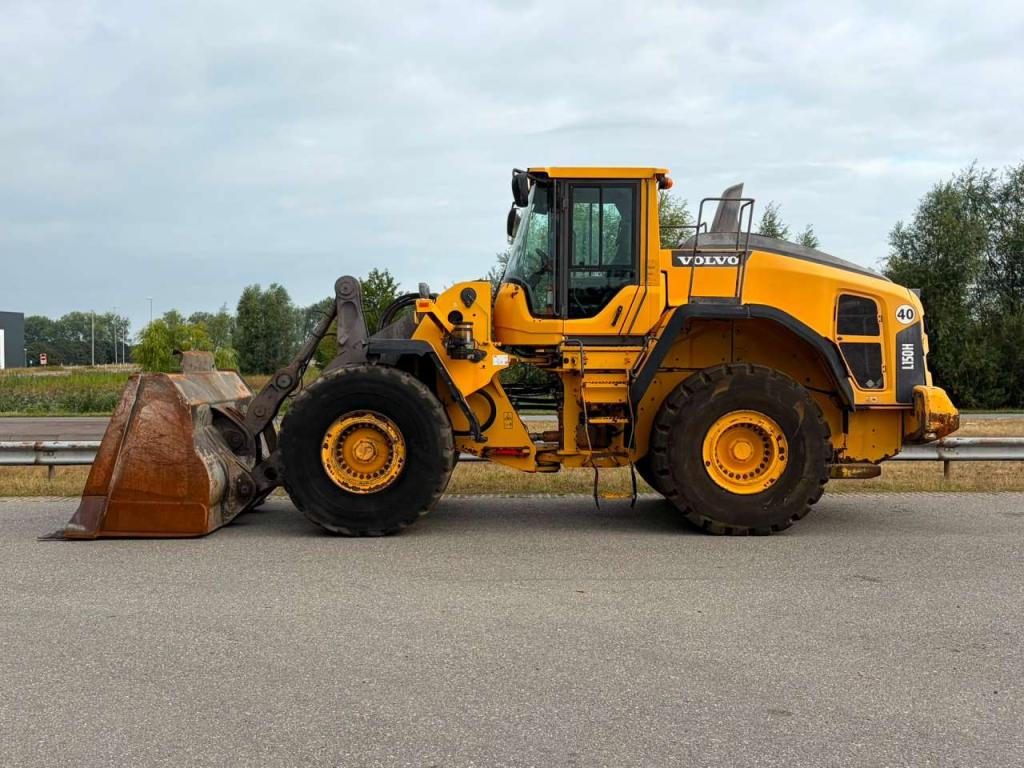 Volvo L150H Foto 1