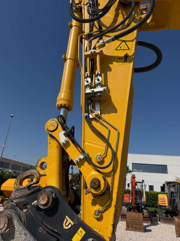 Komatsu PC210-11E0 Foto 11