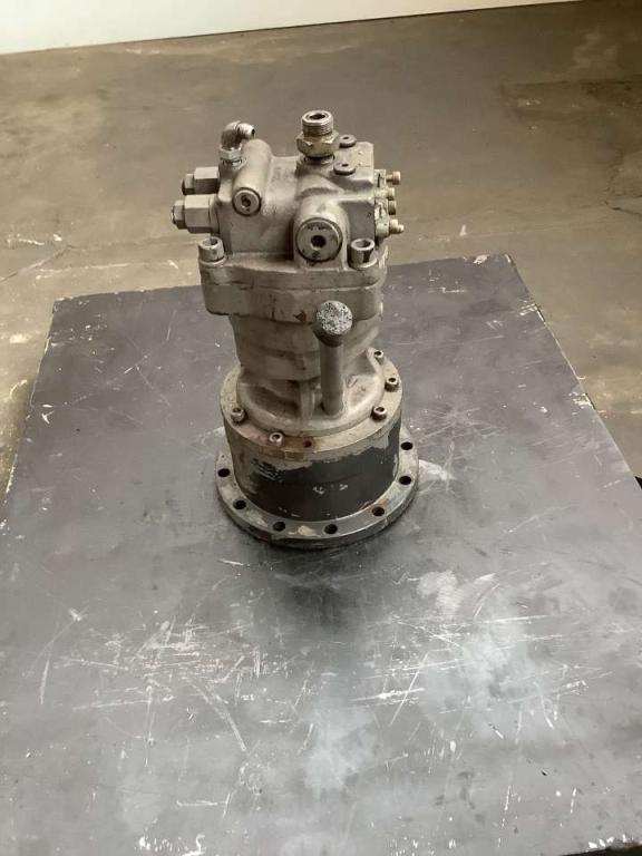 Motore di rotazione per Hitachi ZX 135-5 Foto 4