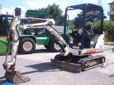 Bobcat 322 in vendita da Valle Dorata Macchine