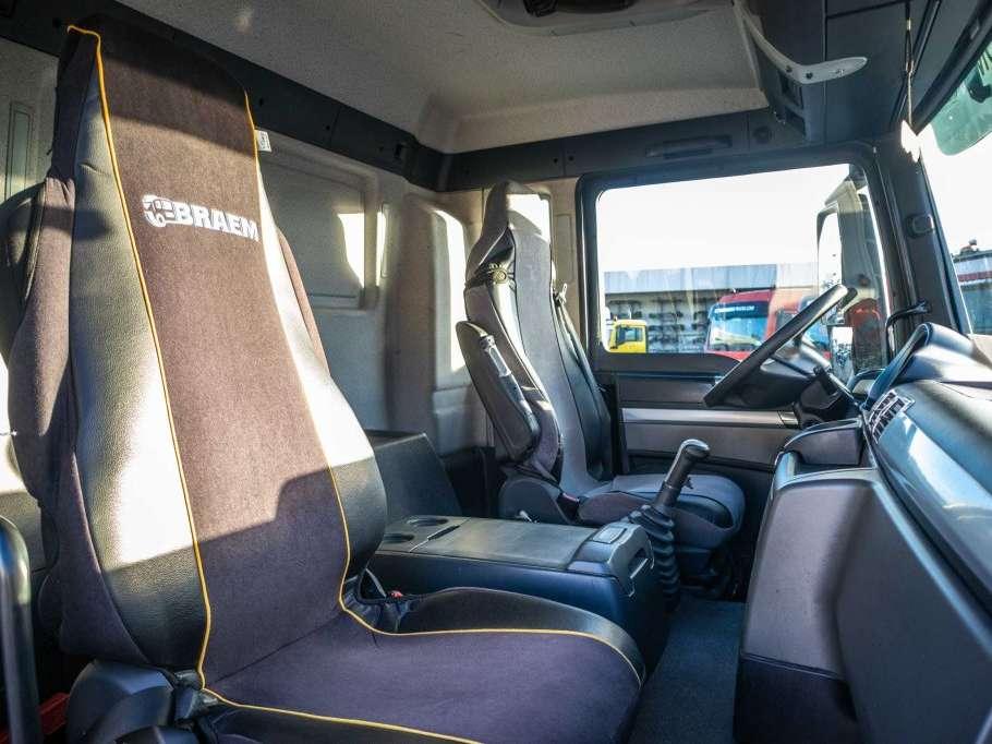 Man TGS 35.440 BL 8x4-4 Foto 15