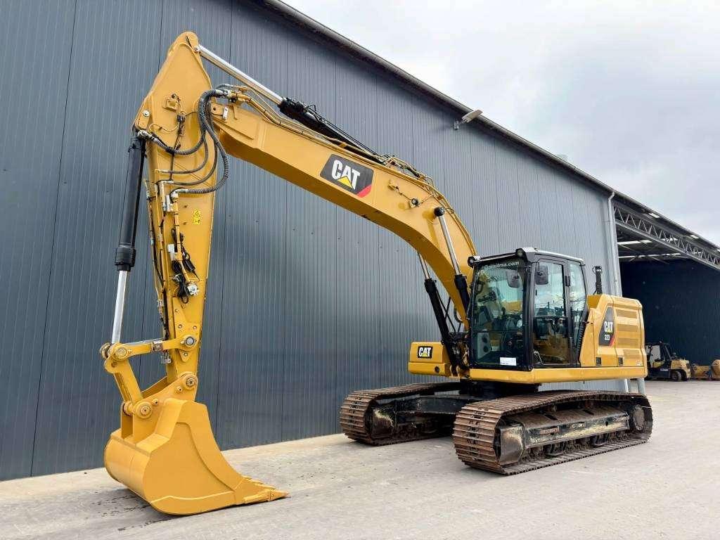 Caterpillar 323 07B Foto 1