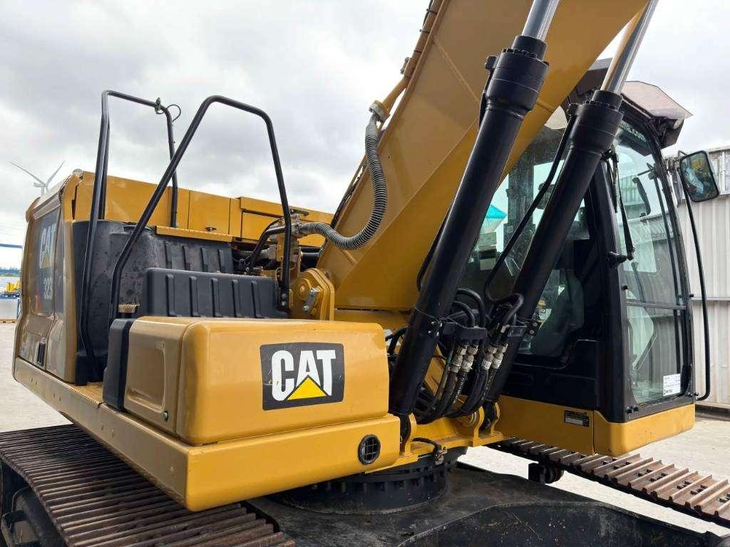 Caterpillar 323 07B Foto 14
