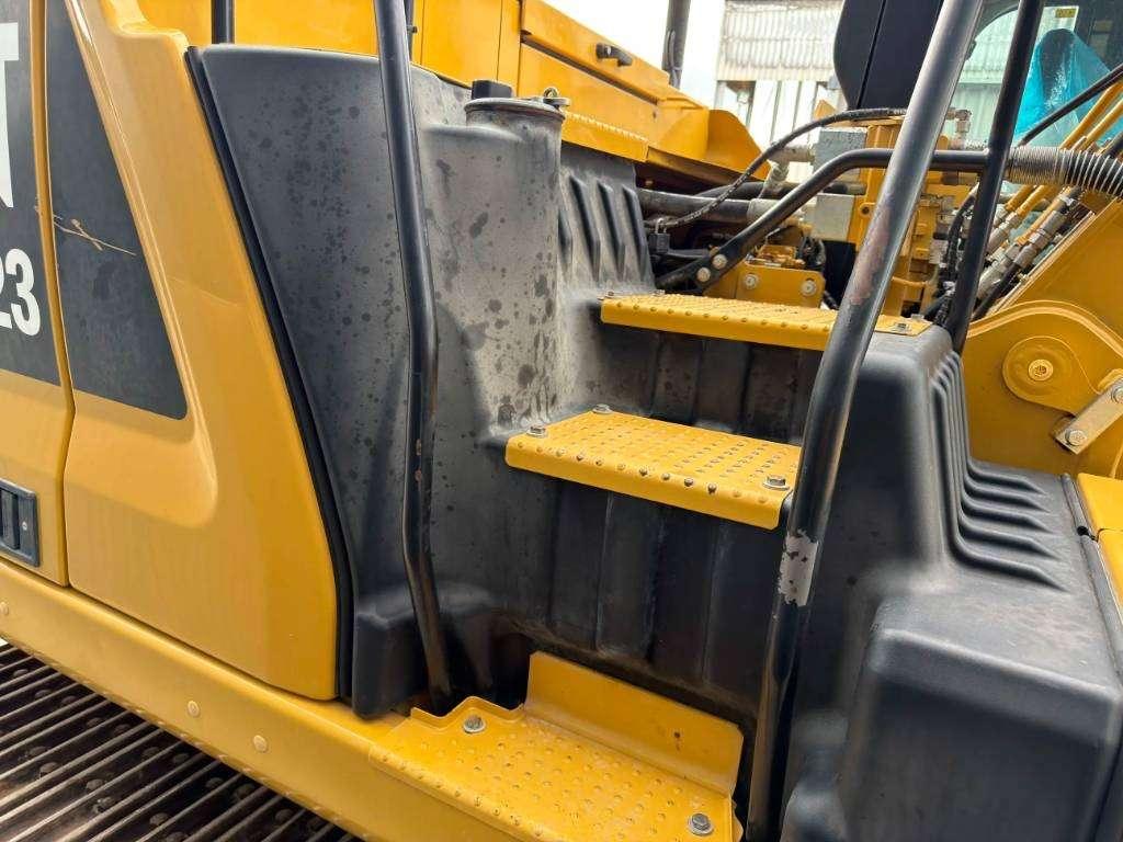 Caterpillar 323 07B Foto 21