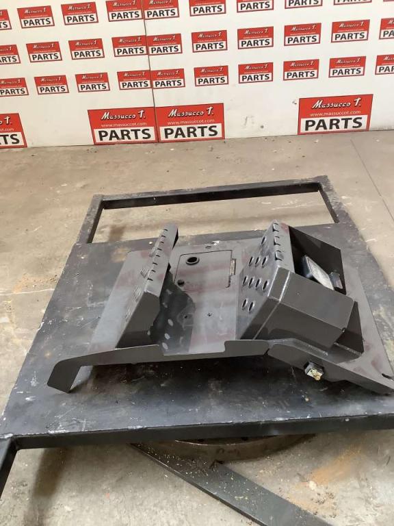 Paratia per Hitachi ZX135US-7 Foto 3