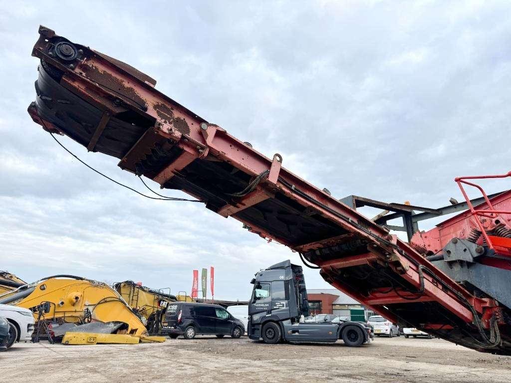 Terex Finlay 883 - Deutz Engine / 2 Side Conveyor Foto 13