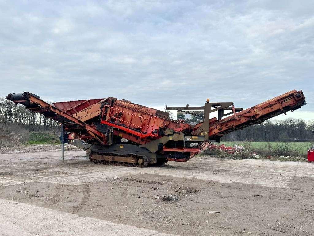 Terex Finlay 883 - Deutz Engine / 2 Side Conveyor Foto 2