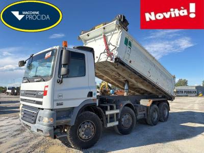 Daf XF85 in vendita da Procida Macchine S.r.l.