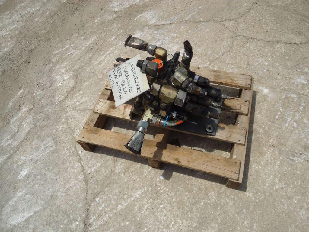 Distributore idraulico per Fiat Hitachi W130 Foto 2