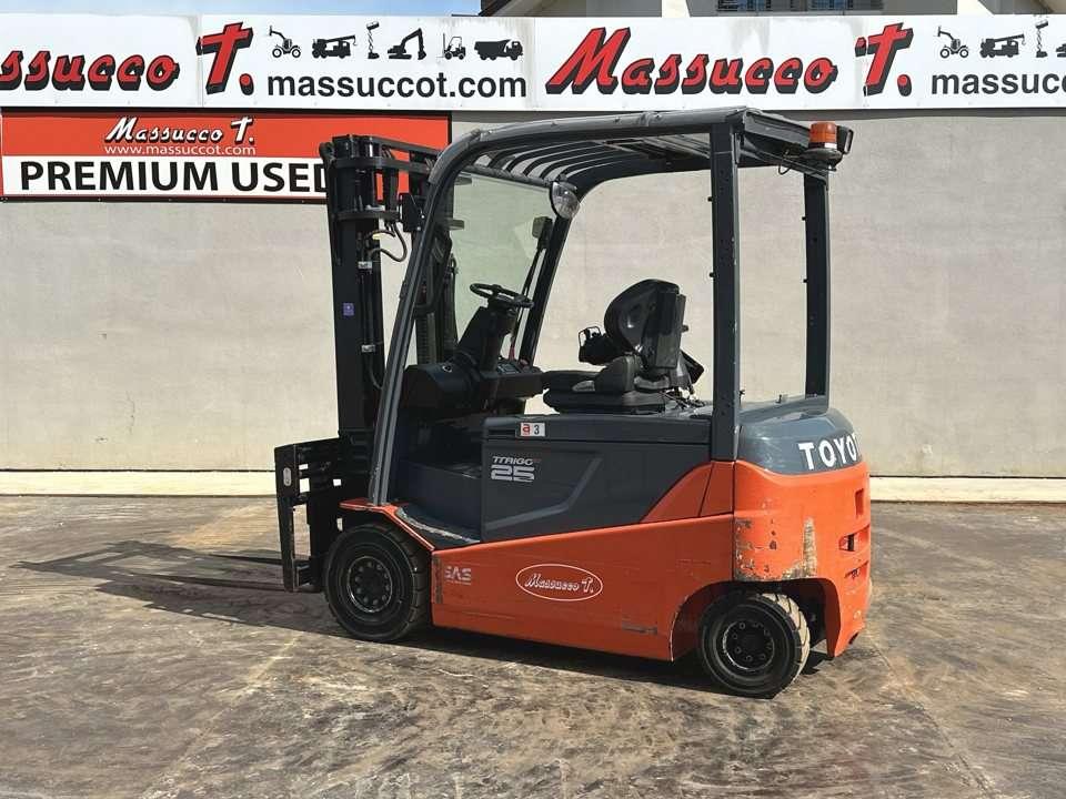 Toyota 8FBMT25 Foto 3