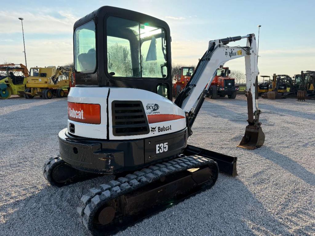 Bobcat E35 Foto 3