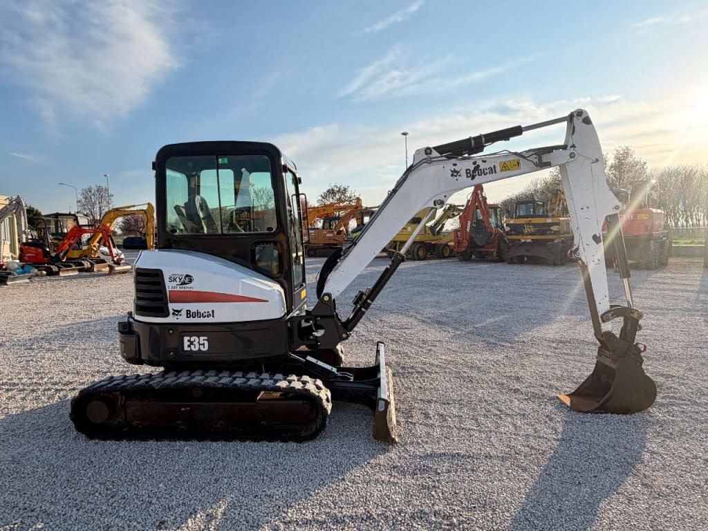 Bobcat E35 Foto 4