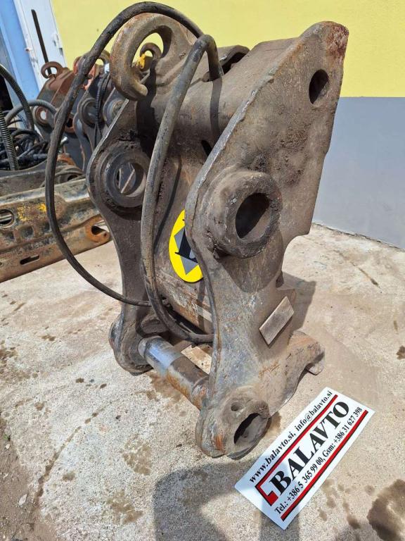 S1 for 20-25 ton excavators Attacco rapido idraulico Foto 1