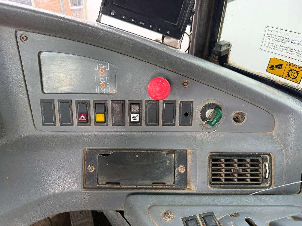 Volvo A40D - Airco / Heated Seat / Camera Foto 10