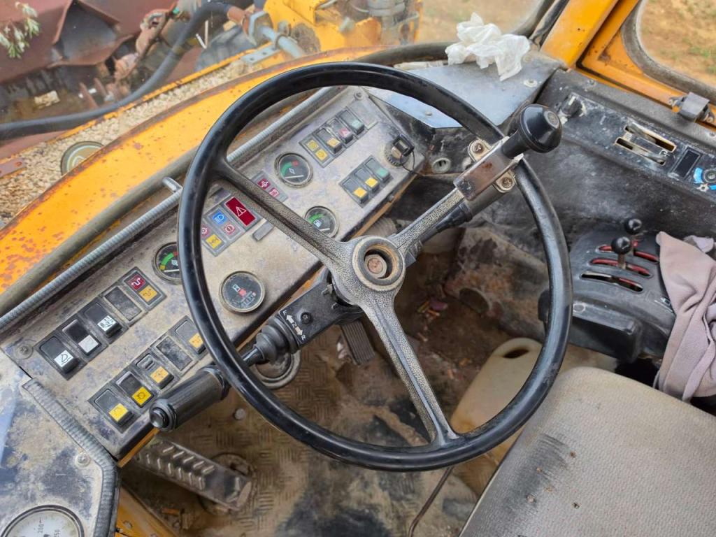 Volvo L120 Foto 8