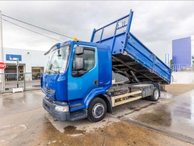 Renault MIDLUM 220.12 DXI 4x2 in vendita da Braem NV