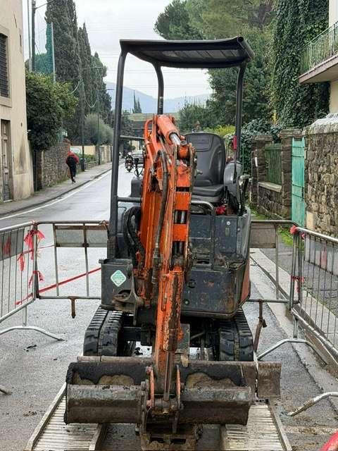 Hitachi ZX 17 U-2 Foto 6