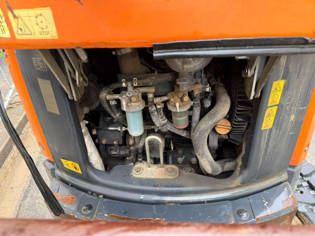 Hitachi ZX 17 U-2 Foto 8