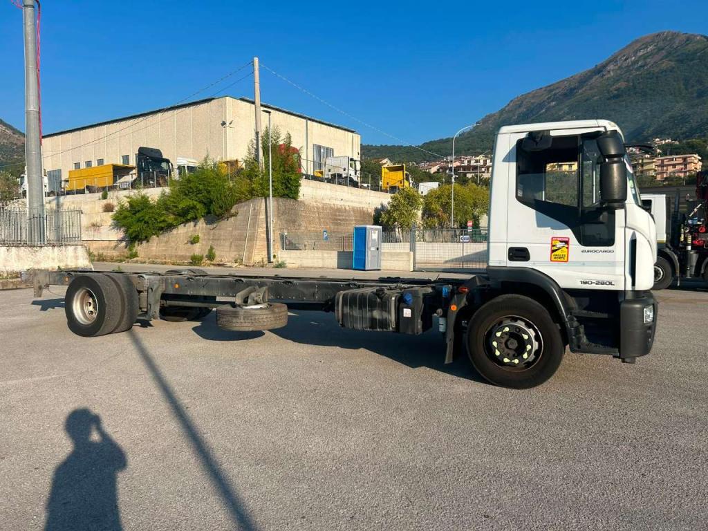 Iveco EUROCARGO CUBE 190-280L Foto 13