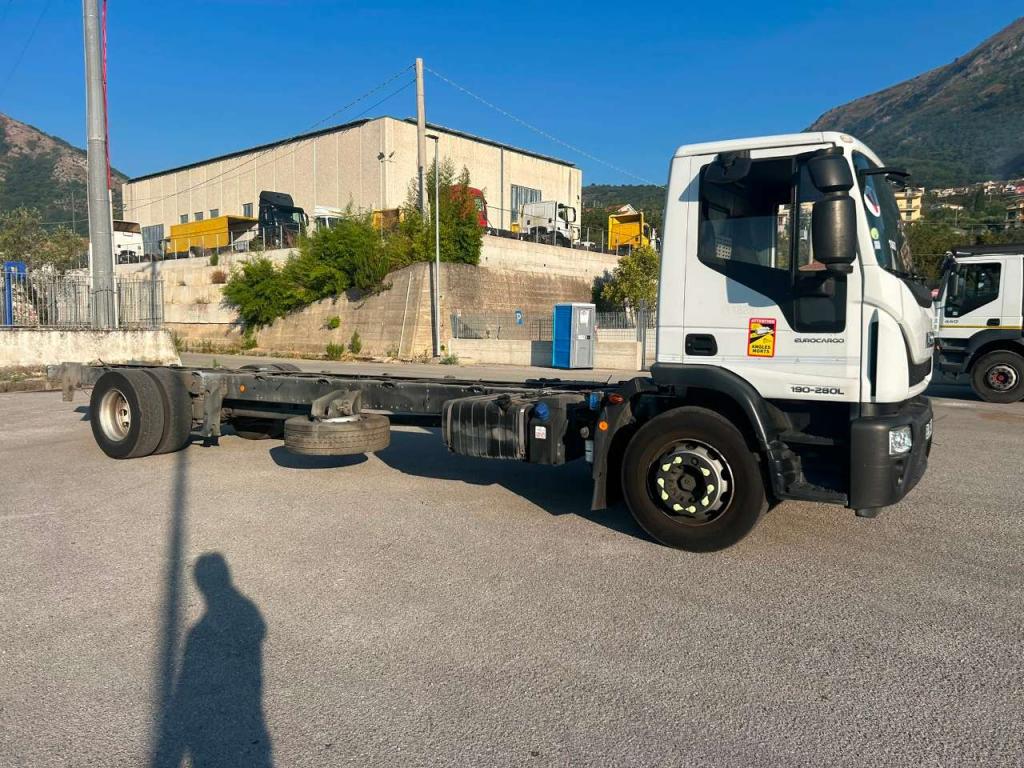 Iveco EUROCARGO CUBE 190-280L Foto 9