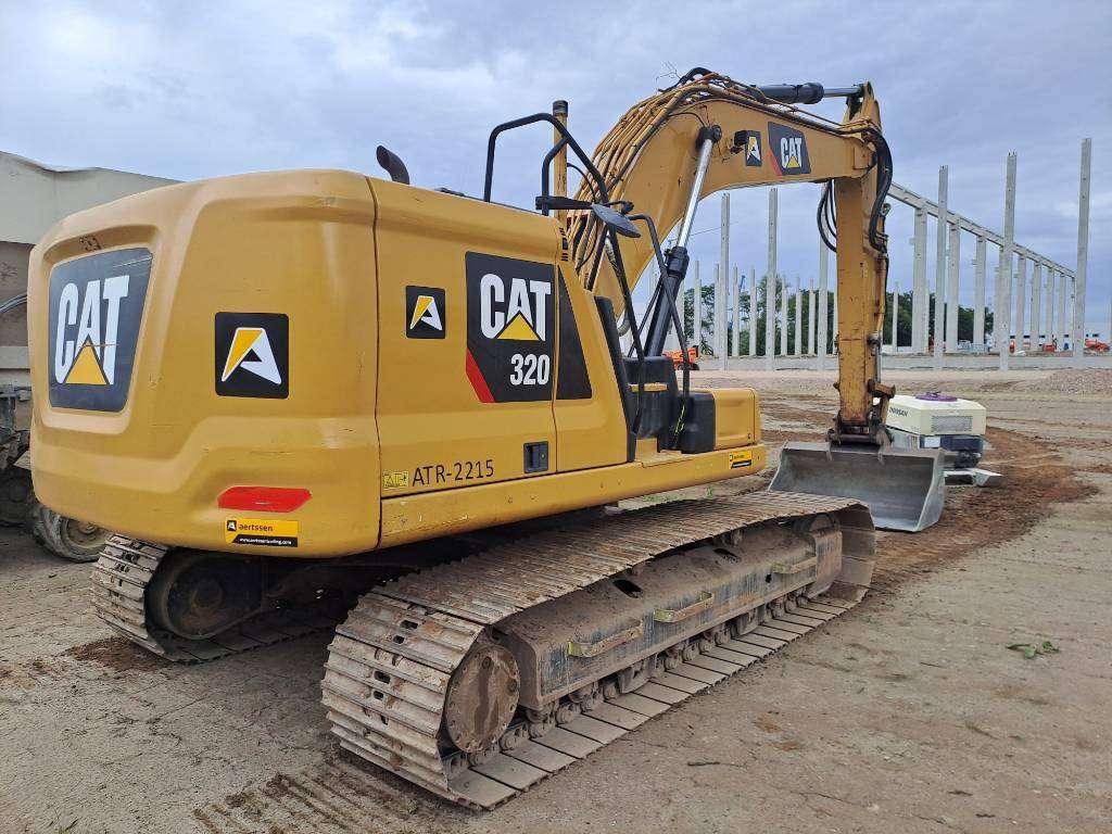 Caterpillar 320 Foto 4