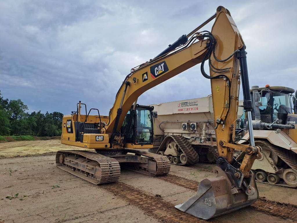 Caterpillar 320 Foto 6