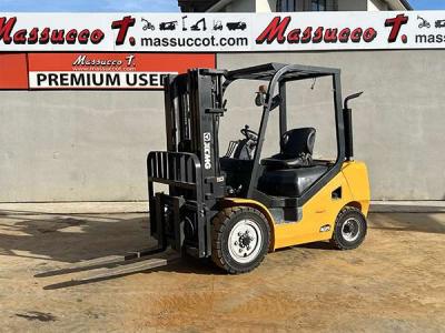 XCMG FD35T in vendita da Massucco T. Srl