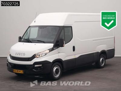 Iveco Daily 35S14 Automaat L2H2 3,5t Trekhaak Airco Cruise Werkplaatsinrichting Euro6 L2 A/C Towbar Cruis in vendita da BAS World B.V.