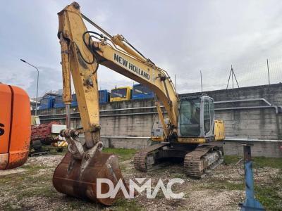 New Holland E215B in vendita da DAMAC