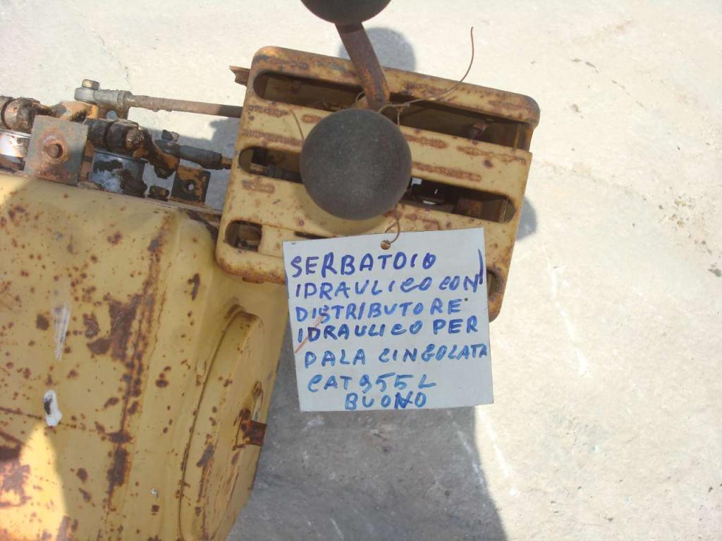Serbatoio olio idraulico per Caterpillar 955L Foto 1