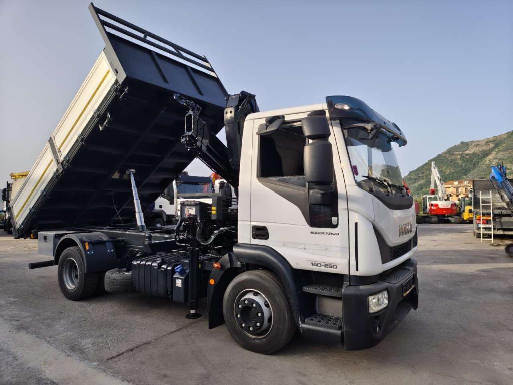 Iveco EUROCARGO 140-250 Foto 22