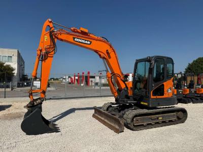 Doosan DX85R-3 Foto 1