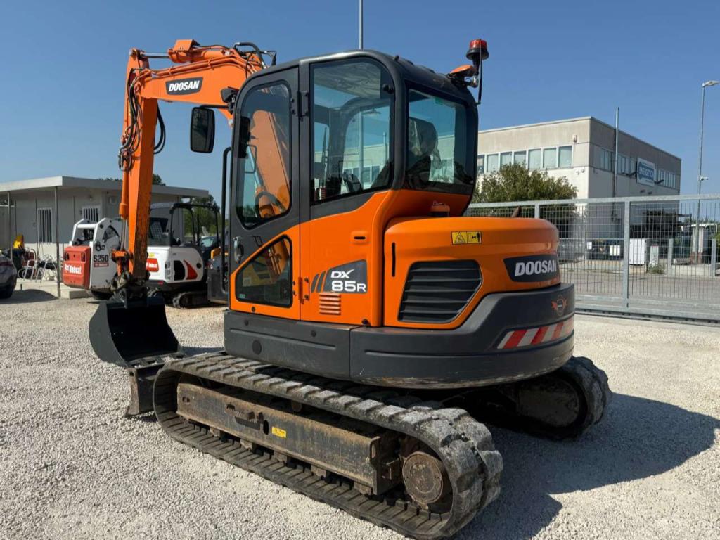 Doosan DX85R-3 Foto 3