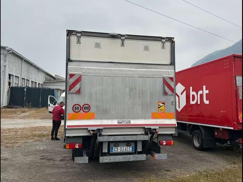 Iveco 75 E16 Eurocargo Foto 2