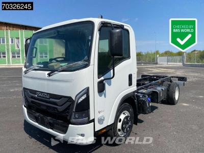 Isuzu M30 5.2 4X2 Foto 1