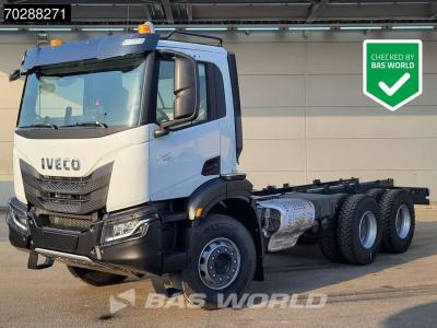 Iveco X-Way 460 6X4 New! Retarder Steelsuspension Big-Axle Navi Euro 6 in vendita da BAS World B.V.