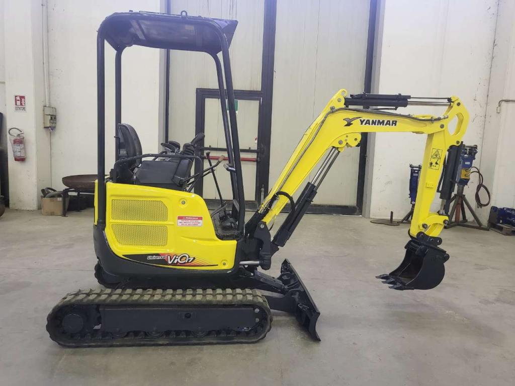 Yanmar vio 17 Foto 1