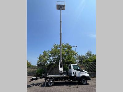 Cela Essential 20T in vendita da Bini Gru Srl