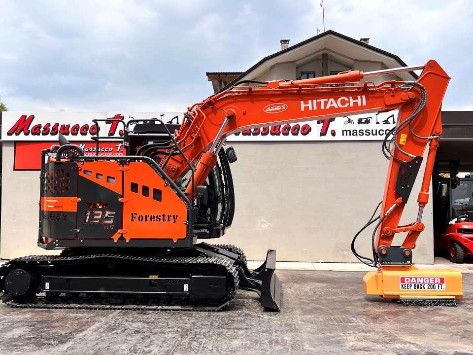 Hitachi ZX135US-7 Foto 14
