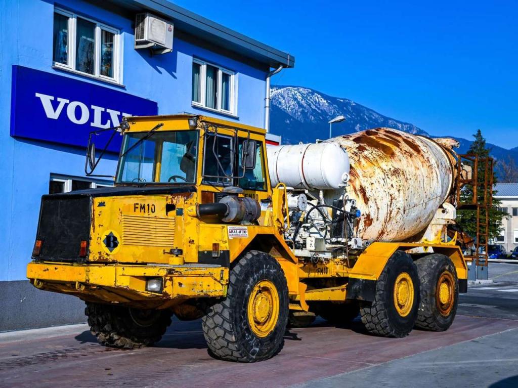 Volvo A25C 6x6 Foto 1