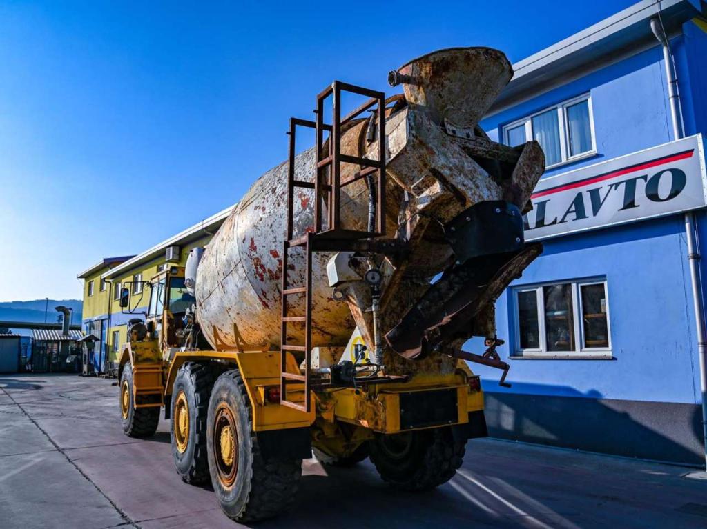 Volvo A25C 6x6 Foto 4