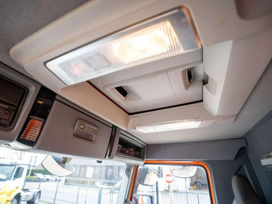 Renault C 430 DXI-6X4+ HIAB 18T/m / 3 EXT Foto 14