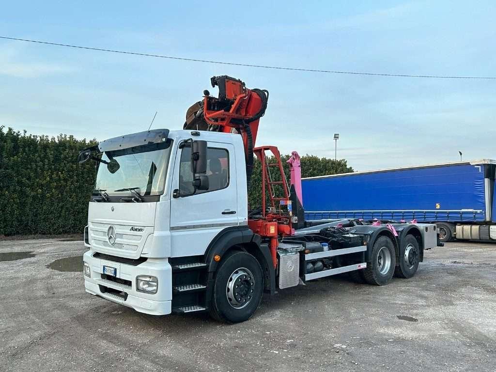 Mercedes-Benz AXOR 2533 Foto 2