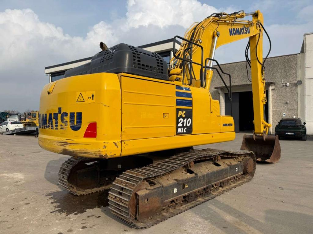 Komatsu PC210 NLC-11 Foto 5