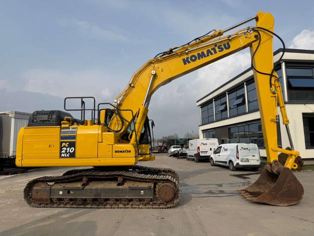 Komatsu PC210 NLC-11 Foto 6