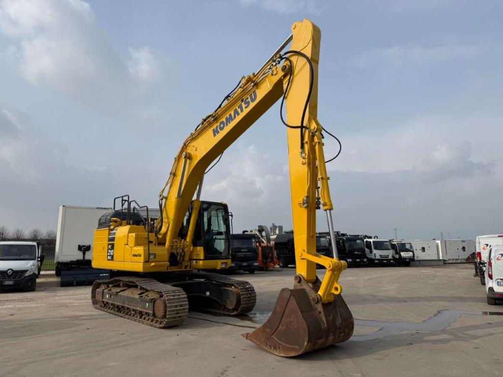 Komatsu PC210 NLC-11 Foto 7